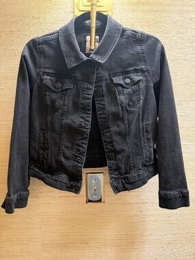 SO Black Washed Denim Jacket Size Small Cotton Stretch Trucker Jean Jacket